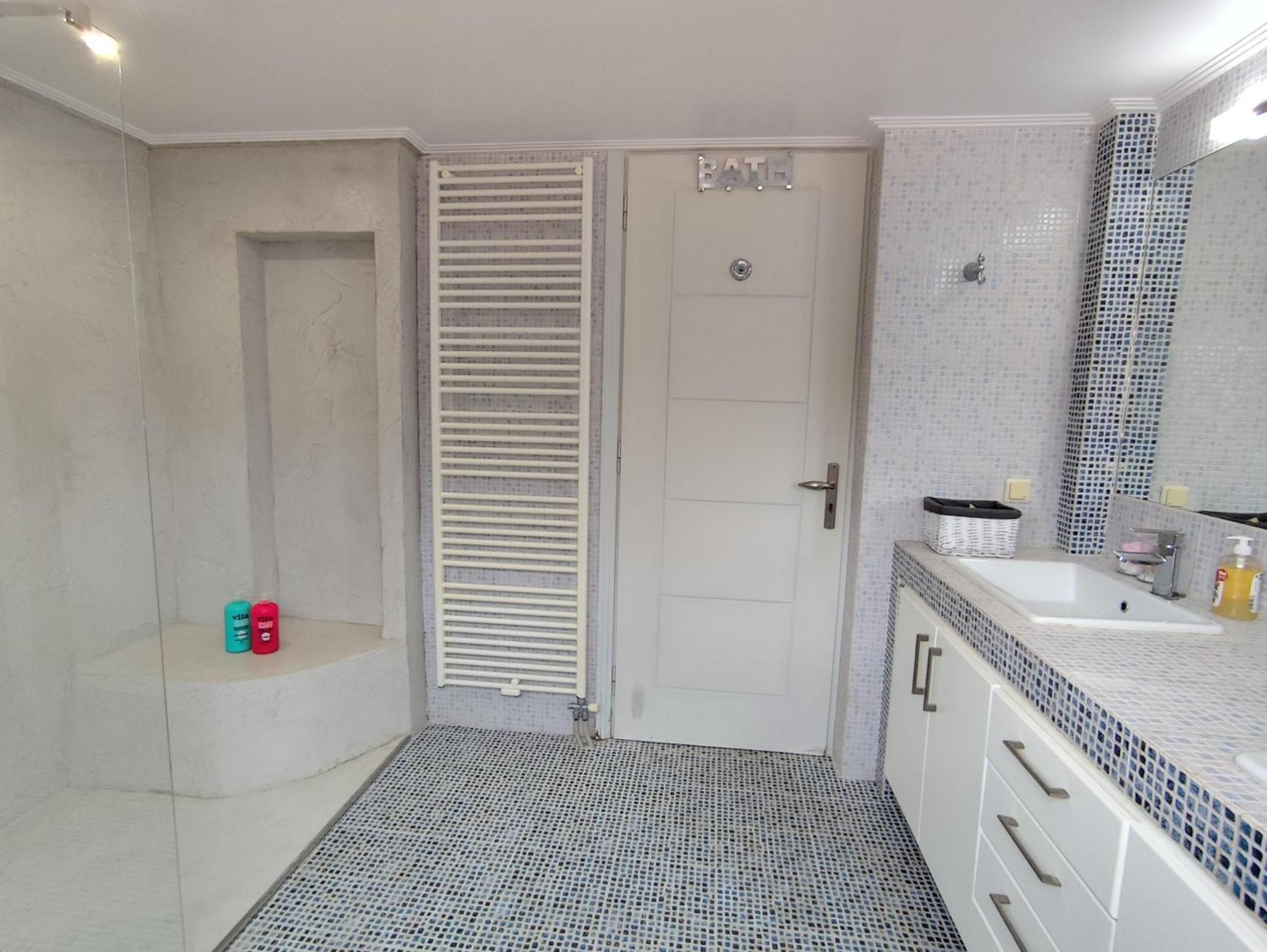 Thimari Sports & Spa With Private Pool And Jacuzzi 苏尼翁 外观 照片